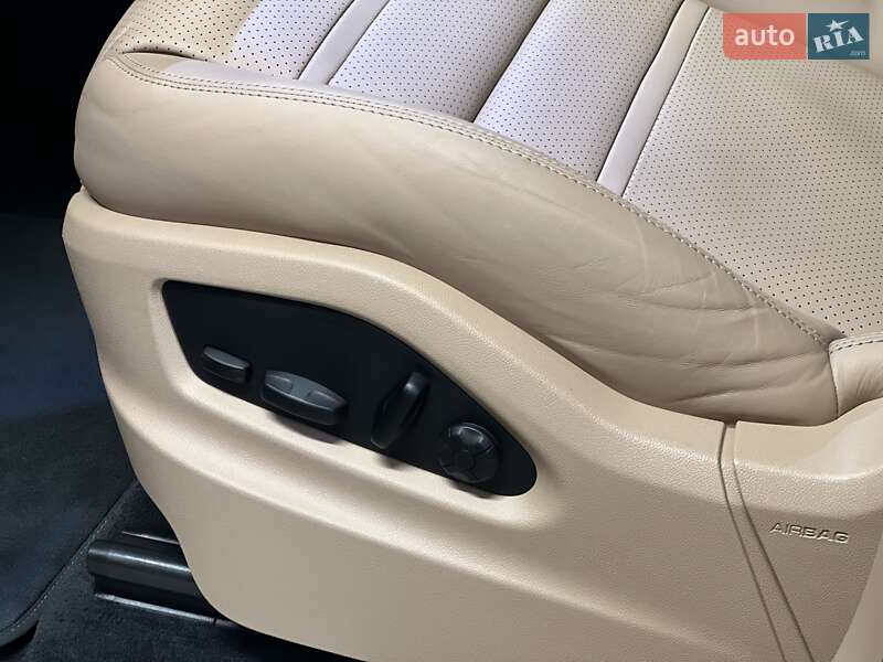 Позашляховик / Кросовер Porsche Cayenne 2021 в Києві