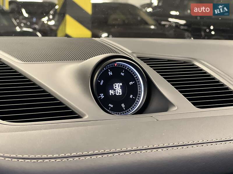 Позашляховик / Кросовер Porsche Cayenne 2021 в Києві