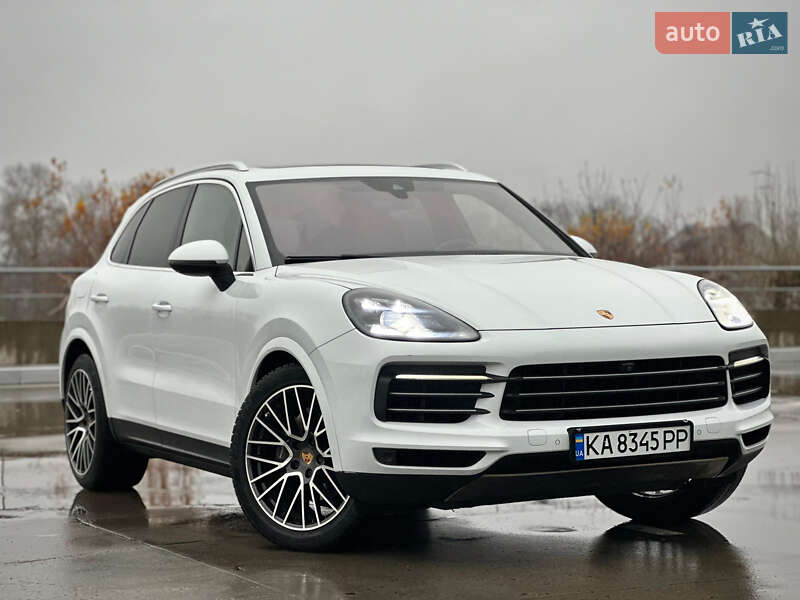Внедорожник / Кроссовер Porsche Cayenne 2017 в Киеве