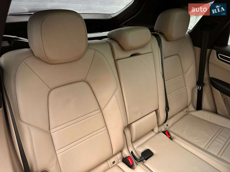 Внедорожник / Кроссовер Porsche Cayenne 2017 в Киеве