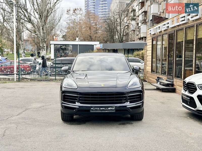 Позашляховик / Кросовер Porsche Cayenne 2019 в Києві