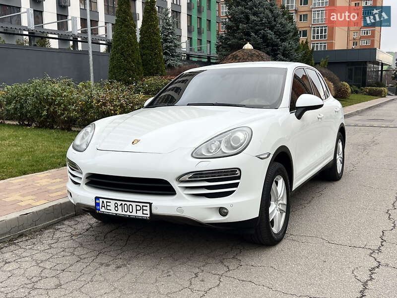 Внедорожник / Кроссовер Porsche Cayenne 2012 в Днепре