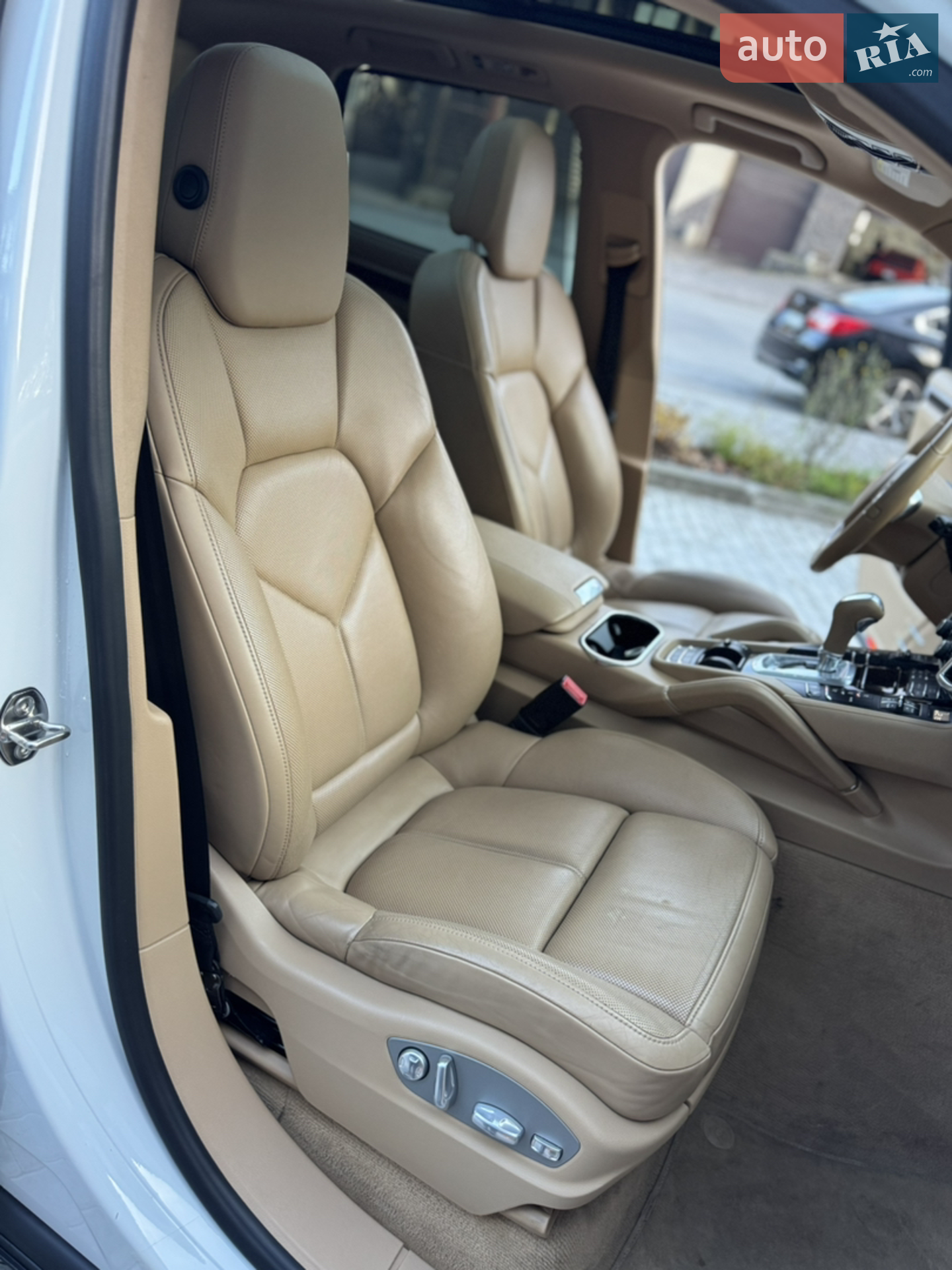 2014 Porsche Cayenne - мініатюра 40
