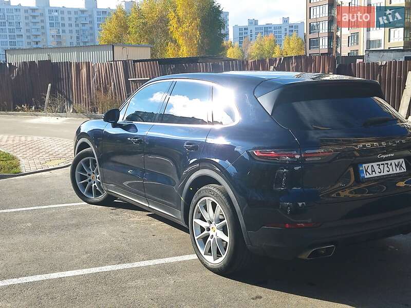 Позашляховик / Кросовер Porsche Cayenne 2018 в Чернігові