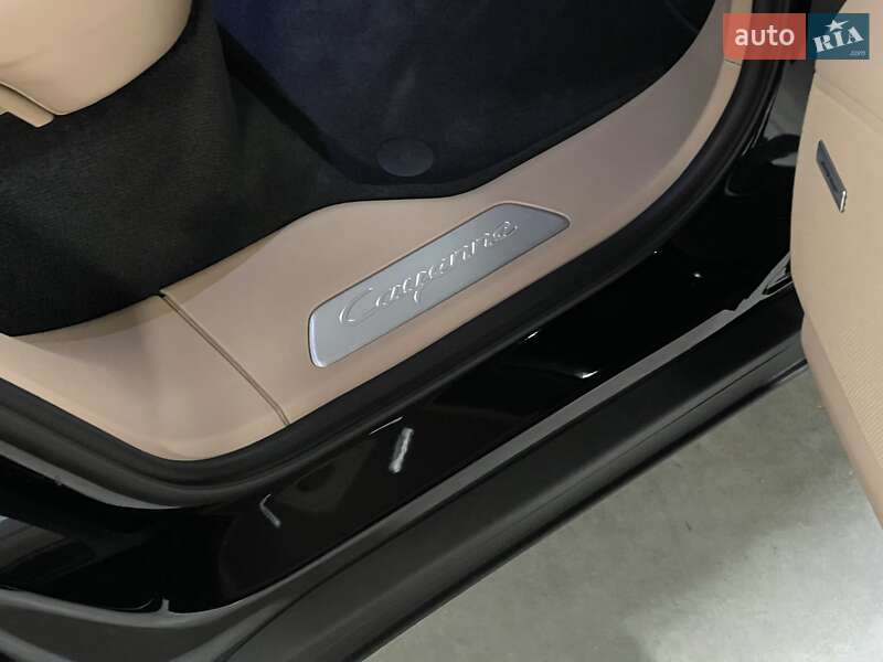 Позашляховик / Кросовер Porsche Cayenne 2018 в Києві