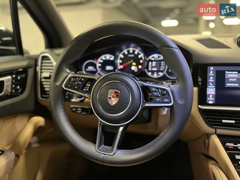 Позашляховик / Кросовер Porsche Cayenne 2018 в Києві