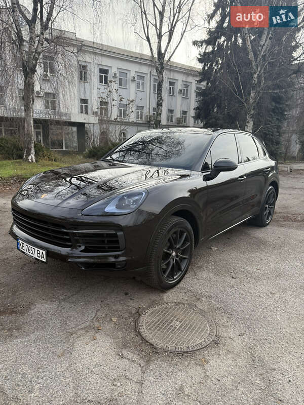 Внедорожник / Кроссовер Porsche Cayenne 2018 в Днепре фото 2 Внедорожник / Кроссовер Porsche Cayenne 2018 в Днепре