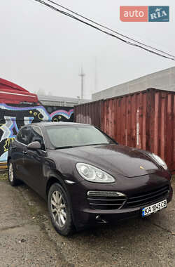 Внедорожник / Кроссовер Porsche Cayenne 2013 в Киеве
