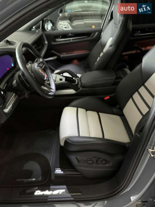 Внедорожник / Кроссовер Porsche Cayenne 2025 в Киеве фото 13 Внедорожник / Кроссовер Porsche Cayenne 2025 в Киеве