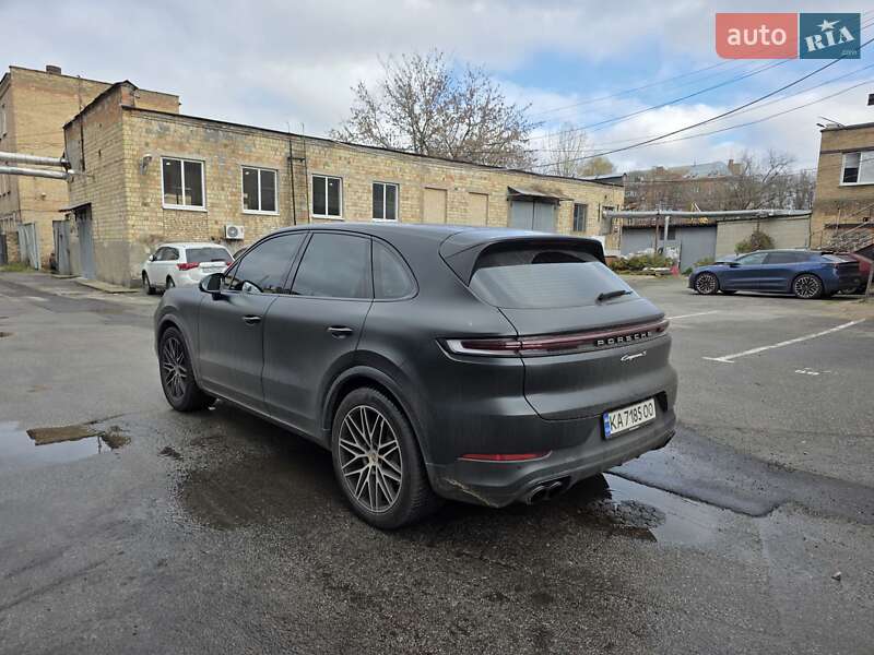 Позашляховик / Кросовер Porsche Cayenne 2024 в Києві
