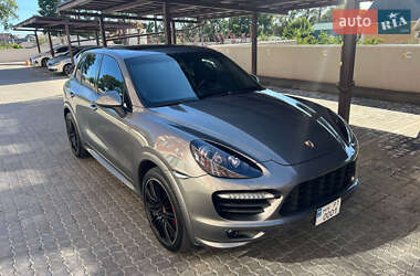 Внедорожник / Кроссовер Porsche Cayenne 2014 в Одессе