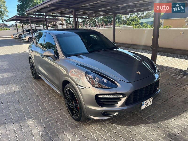 Porsche Cayenne 2014
