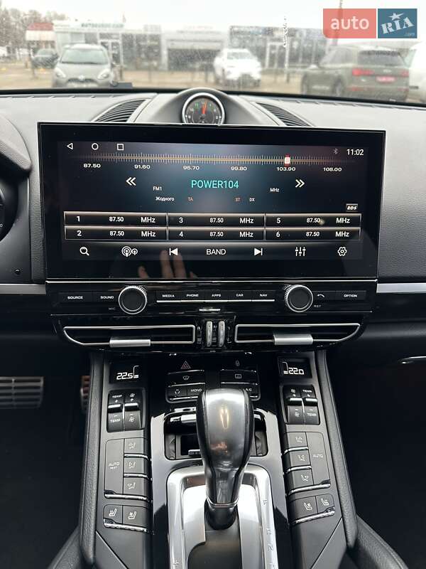 Внедорожник / Кроссовер Porsche Cayenne 2013 в Киеве