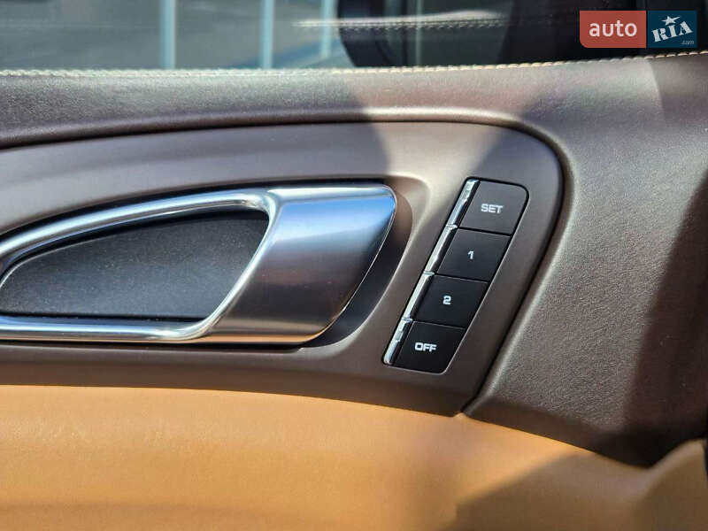 Внедорожник / Кроссовер Porsche Cayenne 2010 в Киеве фото 34 Внедорожник / Кроссовер Porsche Cayenne 2010 в Киеве