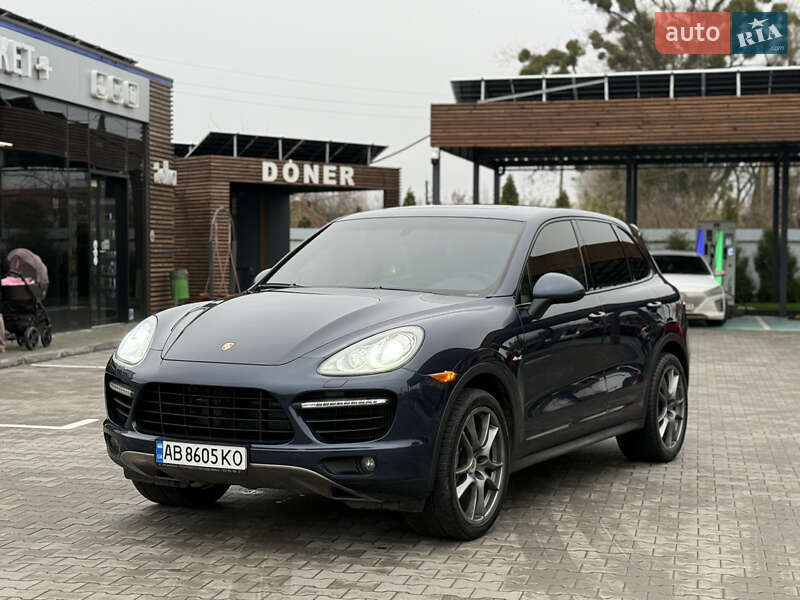 Позашляховик / Кросовер Porsche Cayenne 2012 в Вінниці