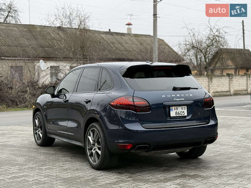 Позашляховик / Кросовер Porsche Cayenne 2012 в Вінниці