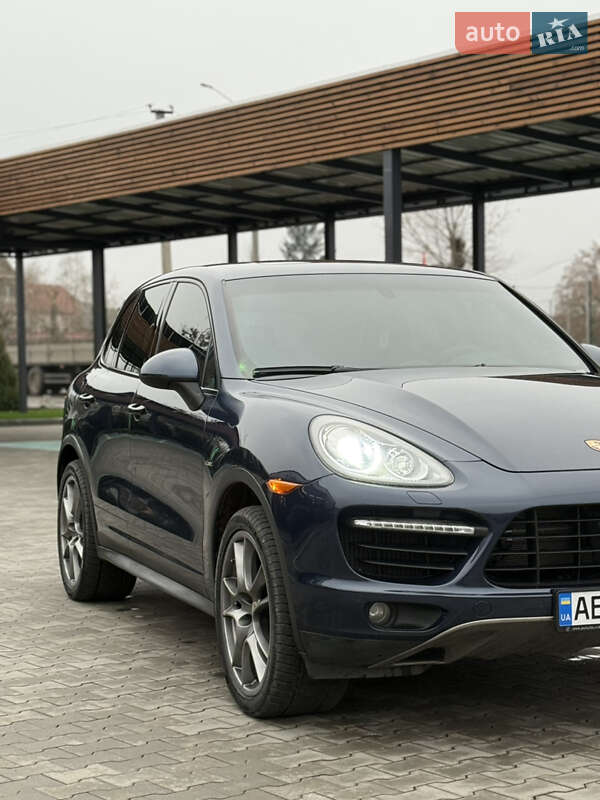 Позашляховик / Кросовер Porsche Cayenne 2012 в Вінниці