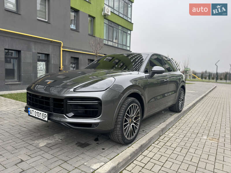 Внедорожник / Кроссовер Porsche Cayenne 2021 в Ивано-Франковске