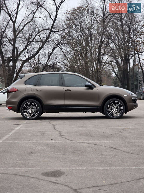 Позашляховик / Кросовер Porsche Cayenne 2010 в Одесі