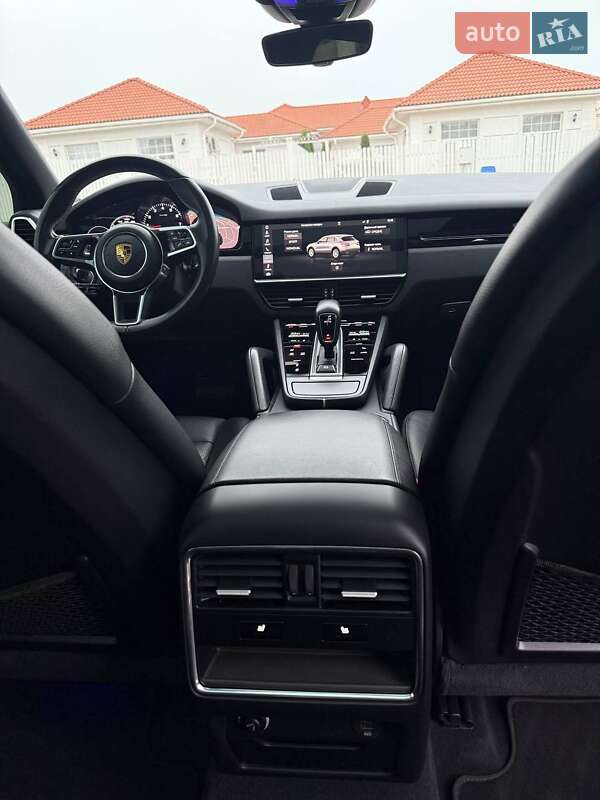 Внедорожник / Кроссовер Porsche Cayenne 2017 в Одессе фото 22 Внедорожник / Кроссовер Porsche Cayenne 2017 в Одессе