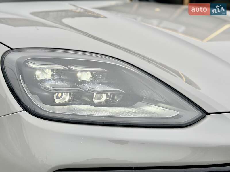 Позашляховик / Кросовер Porsche Cayenne 2024 в Києві