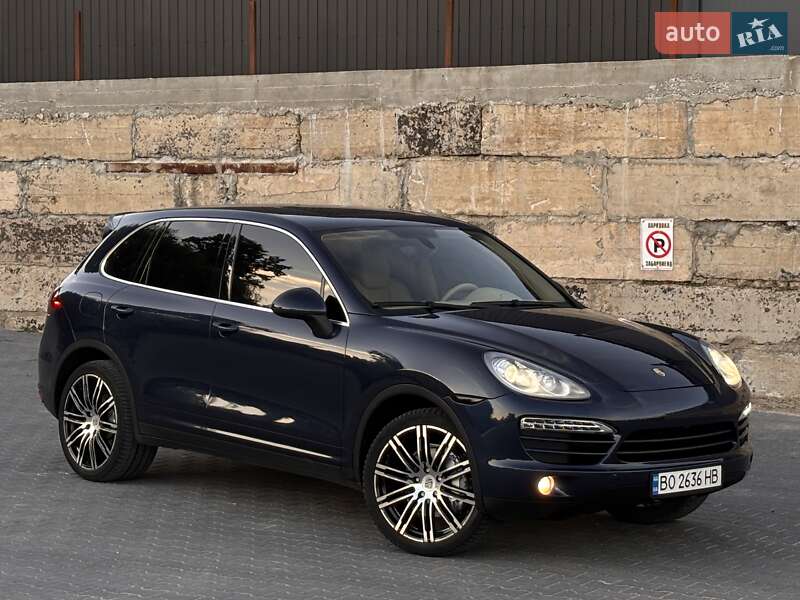 Porsche Cayenne 2011