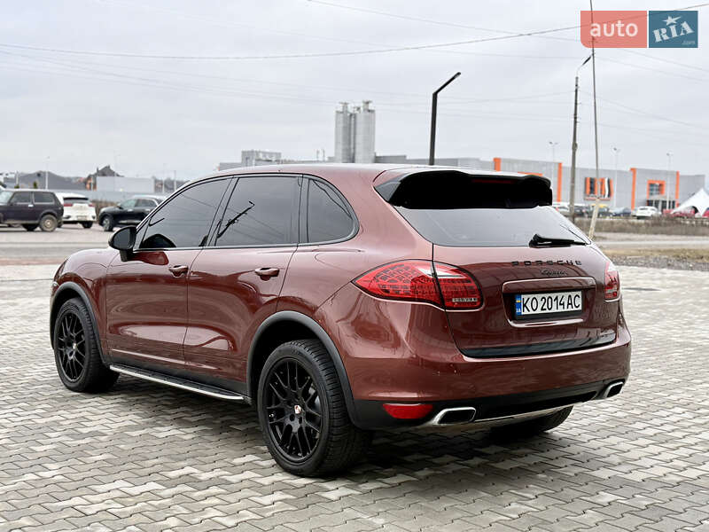 Внедорожник / Кроссовер Porsche Cayenne 2011 в Хусте фото 4 Внедорожник / Кроссовер Porsche Cayenne 2011 в Хусте