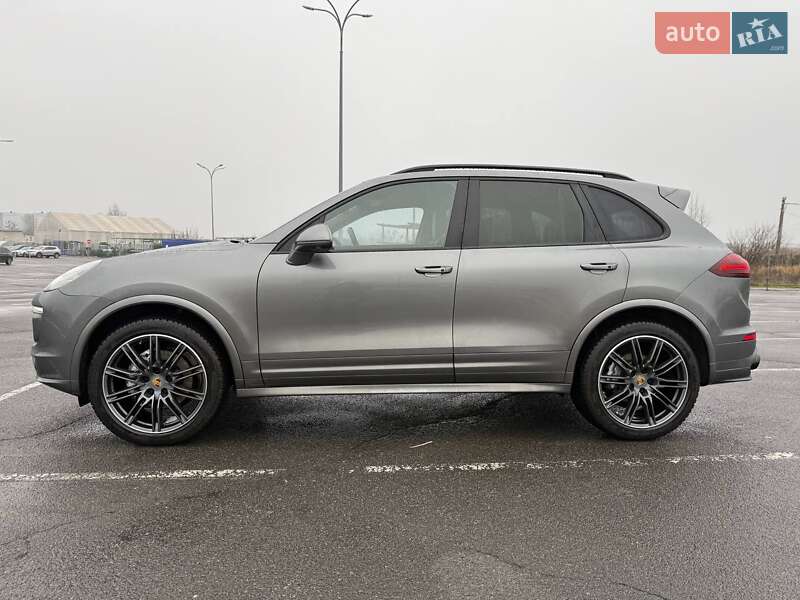 Внедорожник / Кроссовер Porsche Cayenne 2016 в Киеве фото 18 Внедорожник / Кроссовер Porsche Cayenne 2016 в Киеве