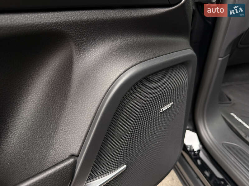 Внедорожник / Кроссовер Porsche Cayenne 2014 в Одессе