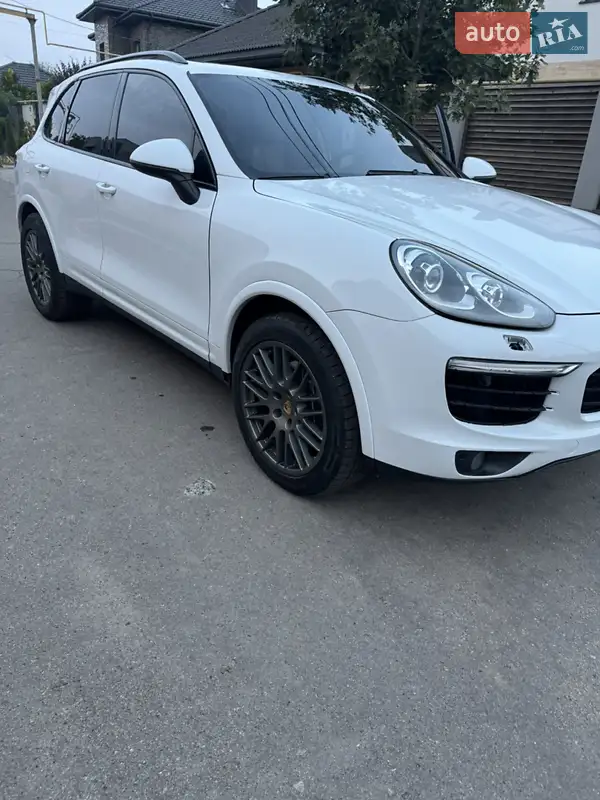 Porsche Cayenne 2016