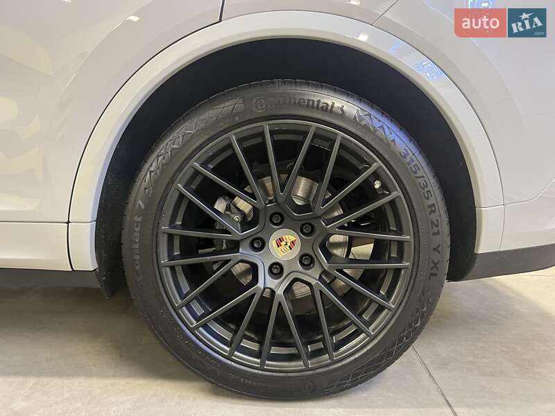 Внедорожник / Кроссовер Porsche Cayenne 2022 в Киеве фото 19 Внедорожник / Кроссовер Porsche Cayenne 2022 в Киеве