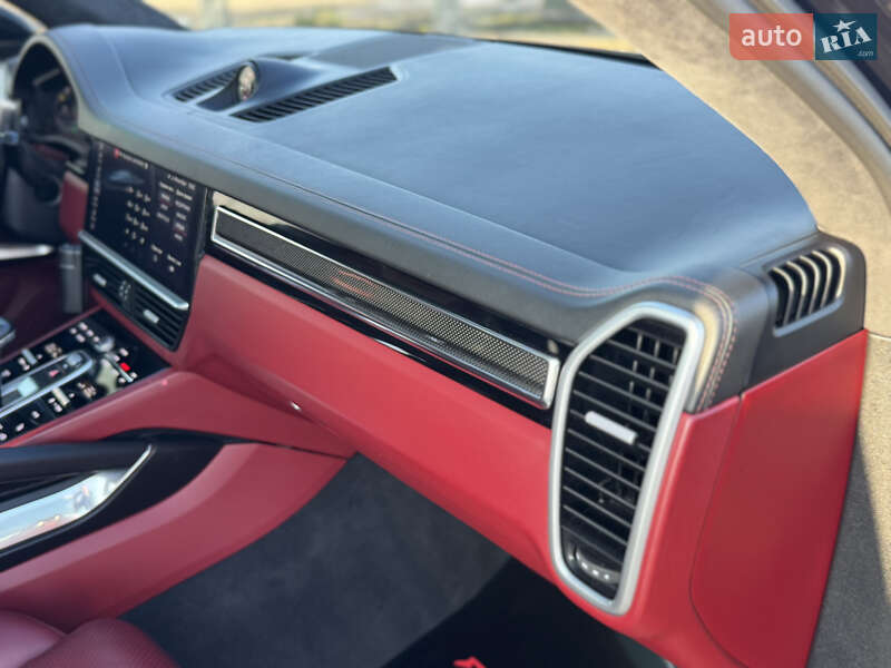 Внедорожник / Кроссовер Porsche Cayenne 2019 в Бродах фото 31 Внедорожник / Кроссовер Porsche Cayenne 2019 в Бродах