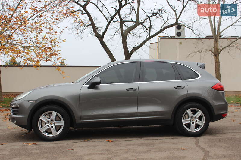 Внедорожник / Кроссовер Porsche Cayenne 2011 в Днепре фото 16 Внедорожник / Кроссовер Porsche Cayenne 2011 в Днепре