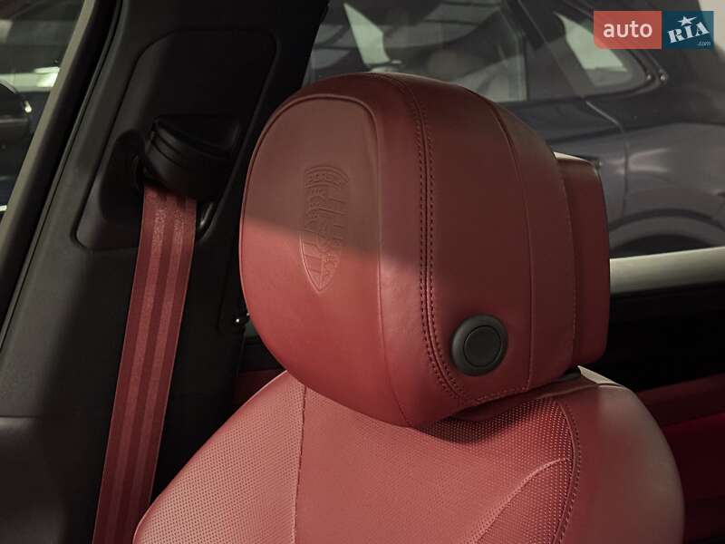 Внедорожник / Кроссовер Porsche Cayenne 2019 в Киеве