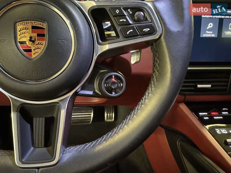 Внедорожник / Кроссовер Porsche Cayenne 2019 в Киеве