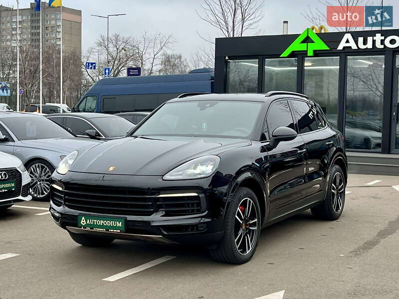 Внедорожник / Кроссовер Porsche Cayenne 2018 в Киеве фото 8 Внедорожник / Кроссовер Porsche Cayenne 2018 в Киеве