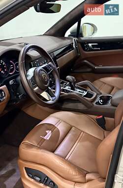 Позашляховик / Кросовер Porsche Cayenne 2022 в Києві