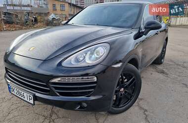 Внедорожник / Кроссовер Porsche Cayenne 2013 в Ровно