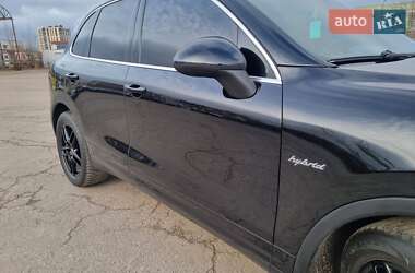 Внедорожник / Кроссовер Porsche Cayenne 2013 в Ровно