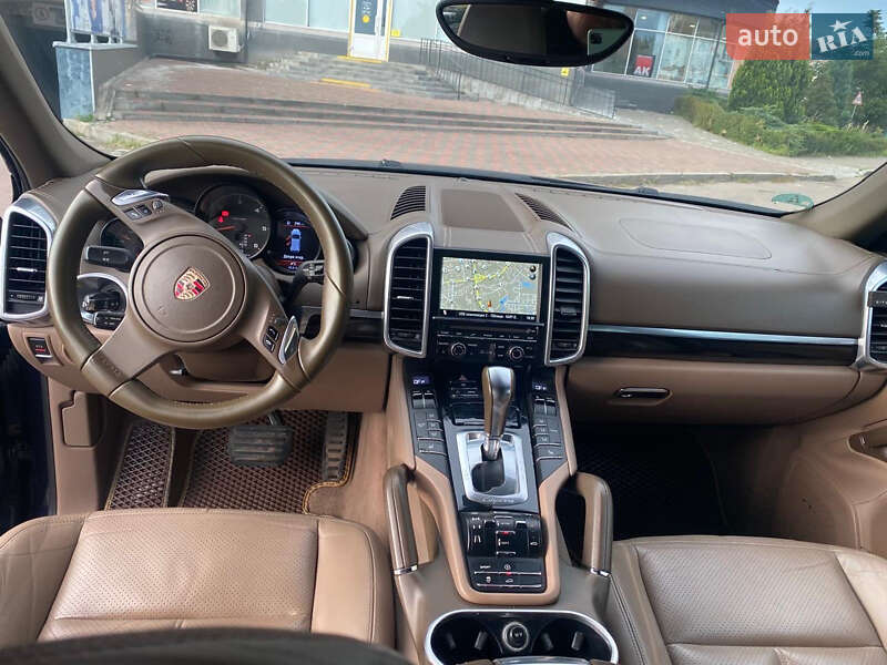 Внедорожник / Кроссовер Porsche Cayenne 2010 в Луцке фото 6 Внедорожник / Кроссовер Porsche Cayenne 2010 в Луцке