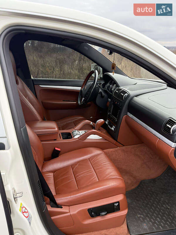 Позашляховик / Кросовер Porsche Cayenne 2008 в Києві