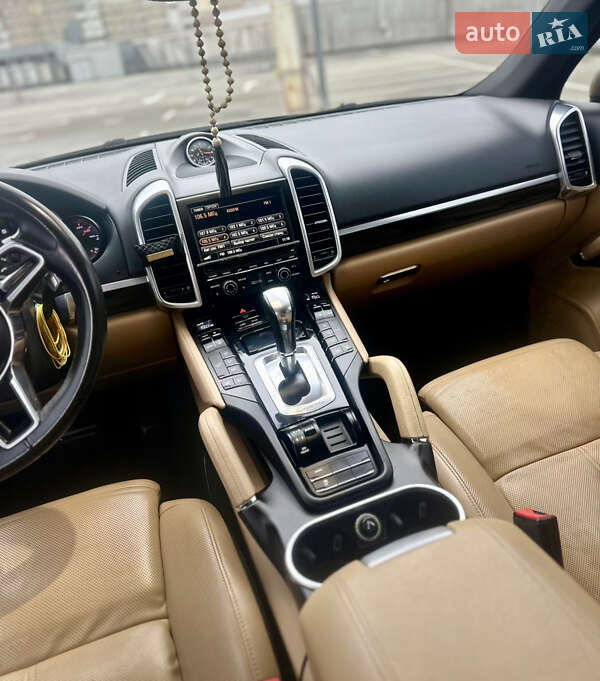 Позашляховик / Кросовер Porsche Cayenne 2014 в Києві фото 18 Позашляховик / Кросовер Porsche Cayenne 2014 в Києві