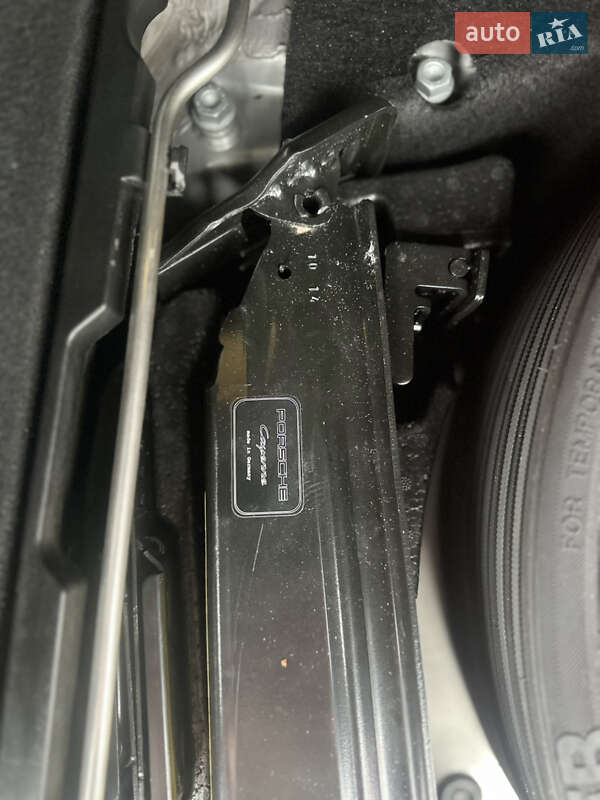 Позашляховик / Кросовер Porsche Cayenne 2014 в Києві фото 32 Позашляховик / Кросовер Porsche Cayenne 2014 в Києві