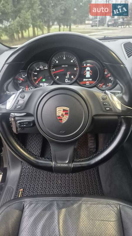 Внедорожник / Кроссовер Porsche Cayenne 2012 в Бердичеве