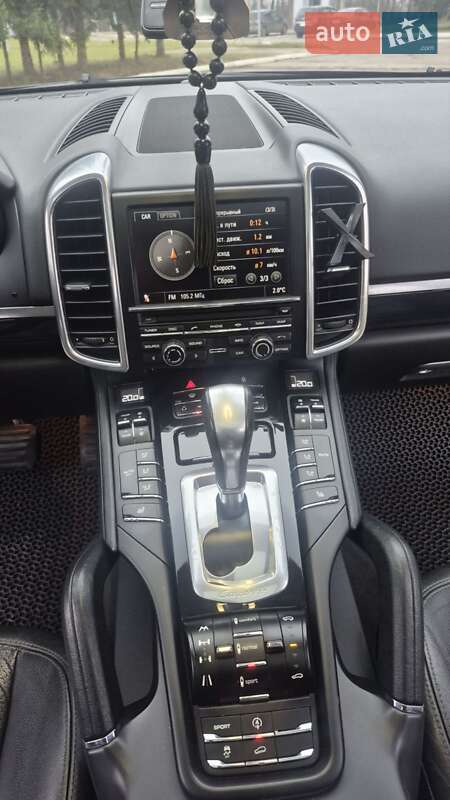 Внедорожник / Кроссовер Porsche Cayenne 2012 в Бердичеве