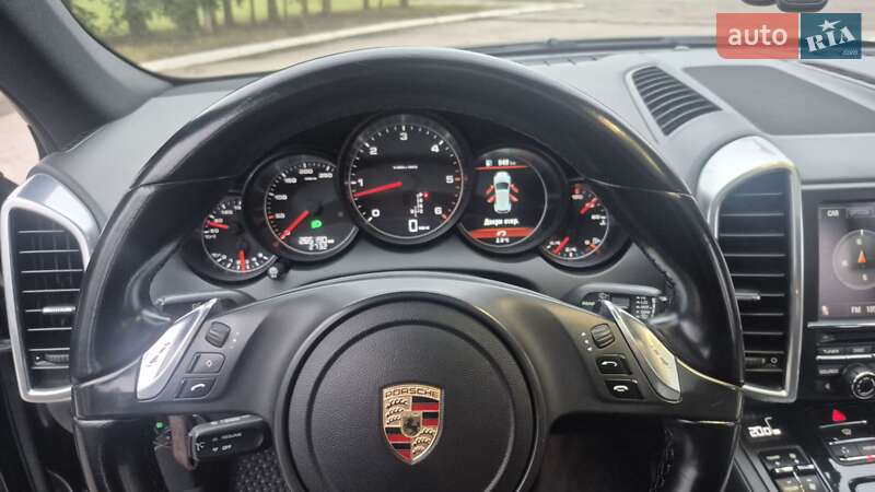 Внедорожник / Кроссовер Porsche Cayenne 2012 в Бердичеве
