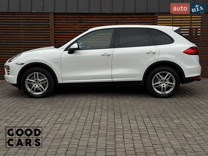 Внедорожник / Кроссовер Porsche Cayenne 2013 в Одессе