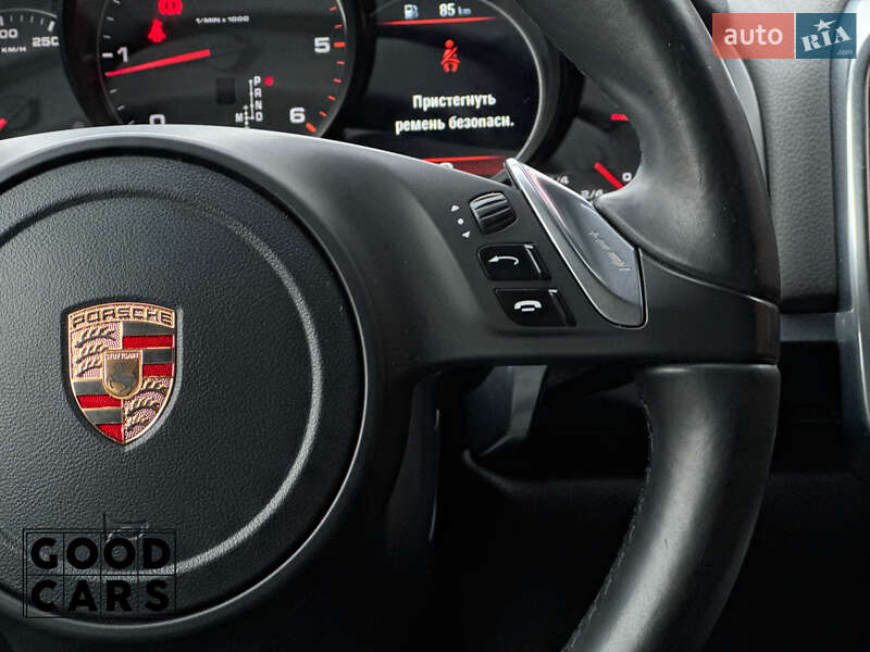Внедорожник / Кроссовер Porsche Cayenne 2013 в Одессе