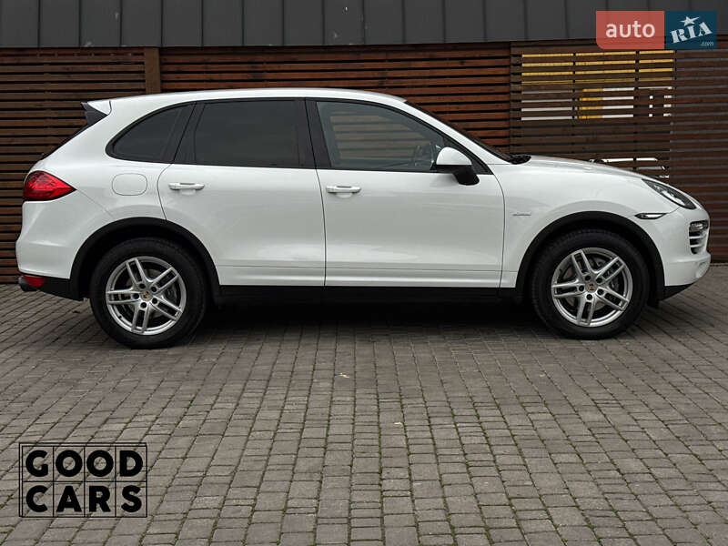 Внедорожник / Кроссовер Porsche Cayenne 2013 в Одессе