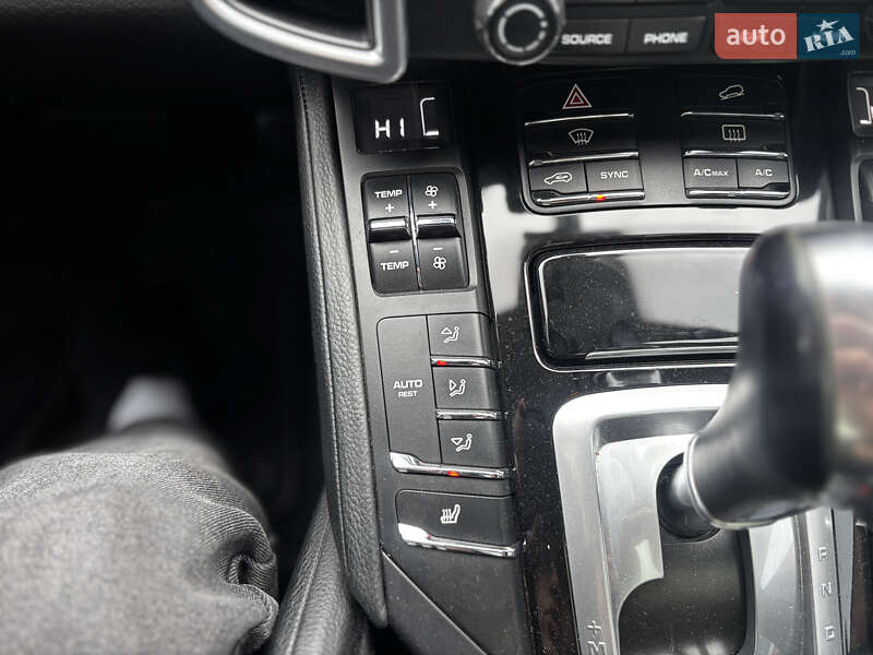 Внедорожник / Кроссовер Porsche Cayenne 2016 в Львове фото 25 Внедорожник / Кроссовер Porsche Cayenne 2016 в Львове